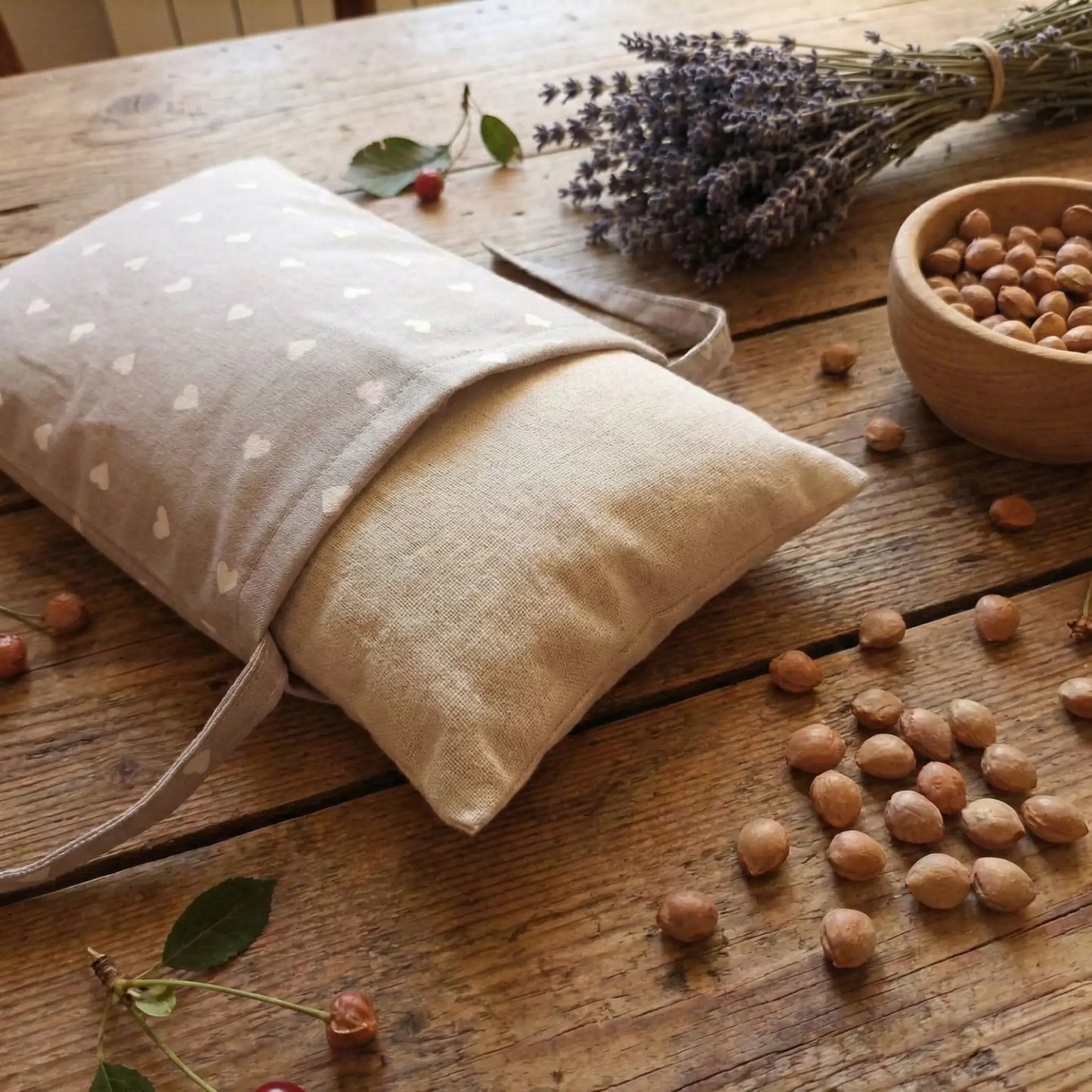 SACCHETTO CON NOCCIOLI DI CILIEGIA SFODERABILE